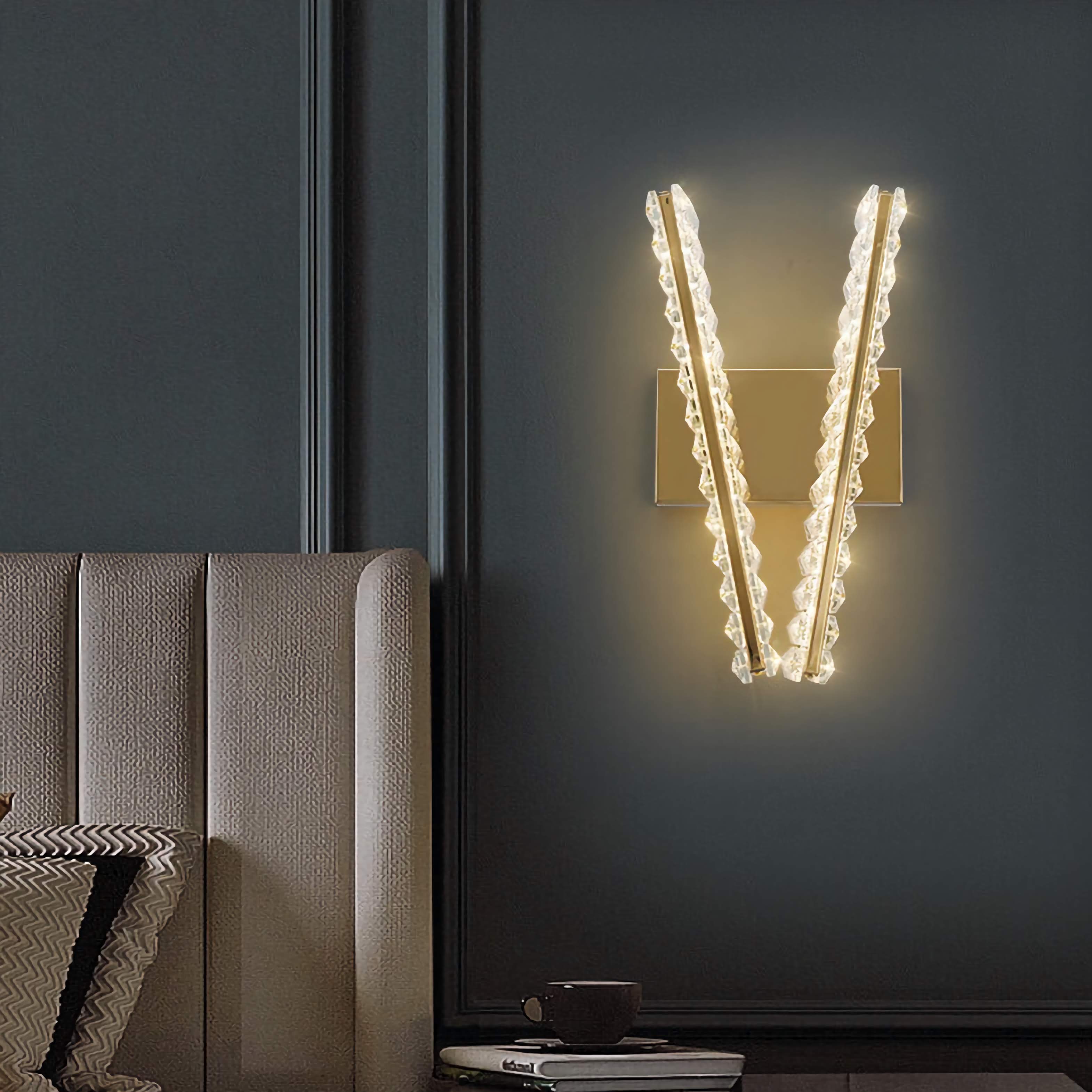 Luxury Crystal Wall Sconce Modern Wall Light for Living Room