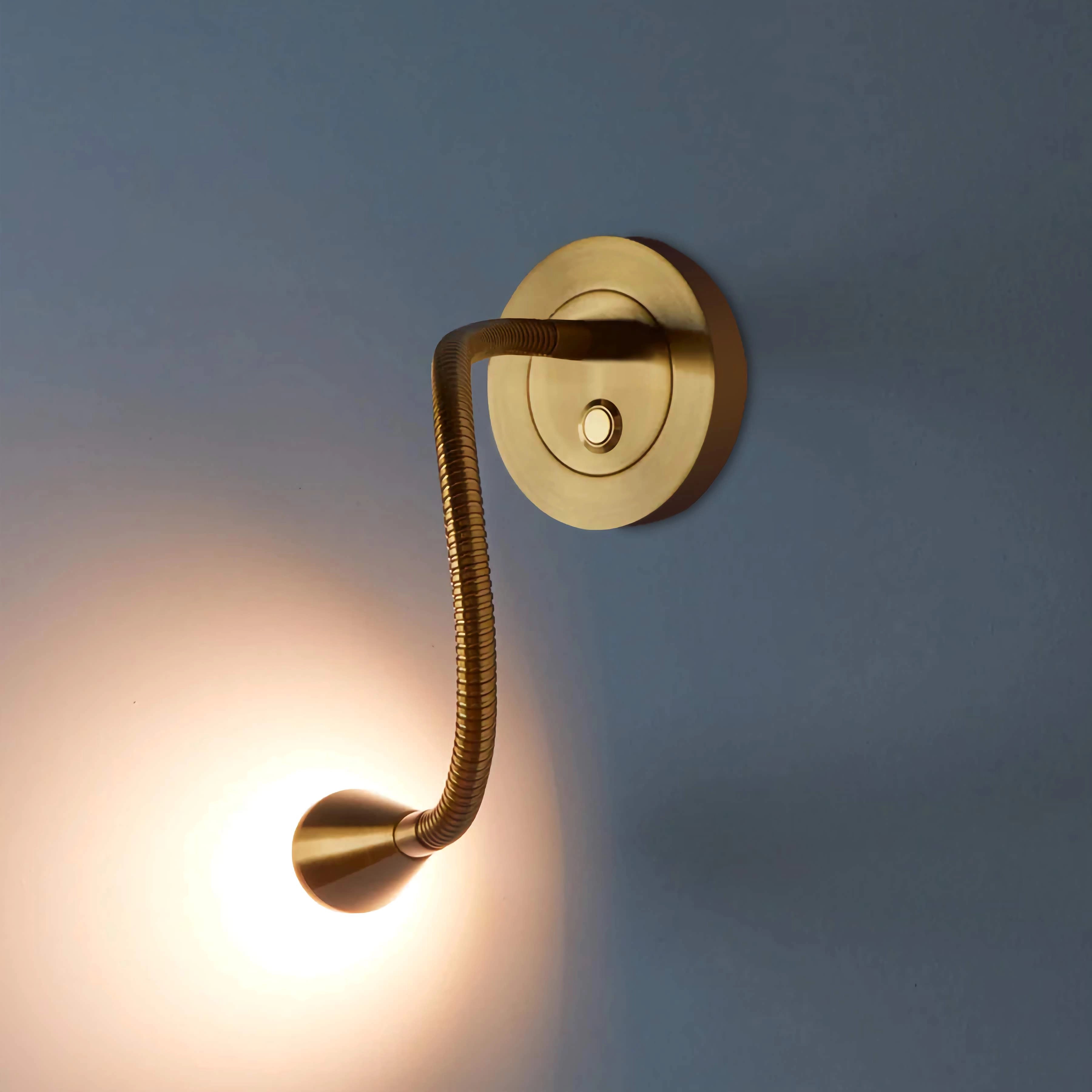 Luxury Wall Mounted Flexible Reading Light for Bed