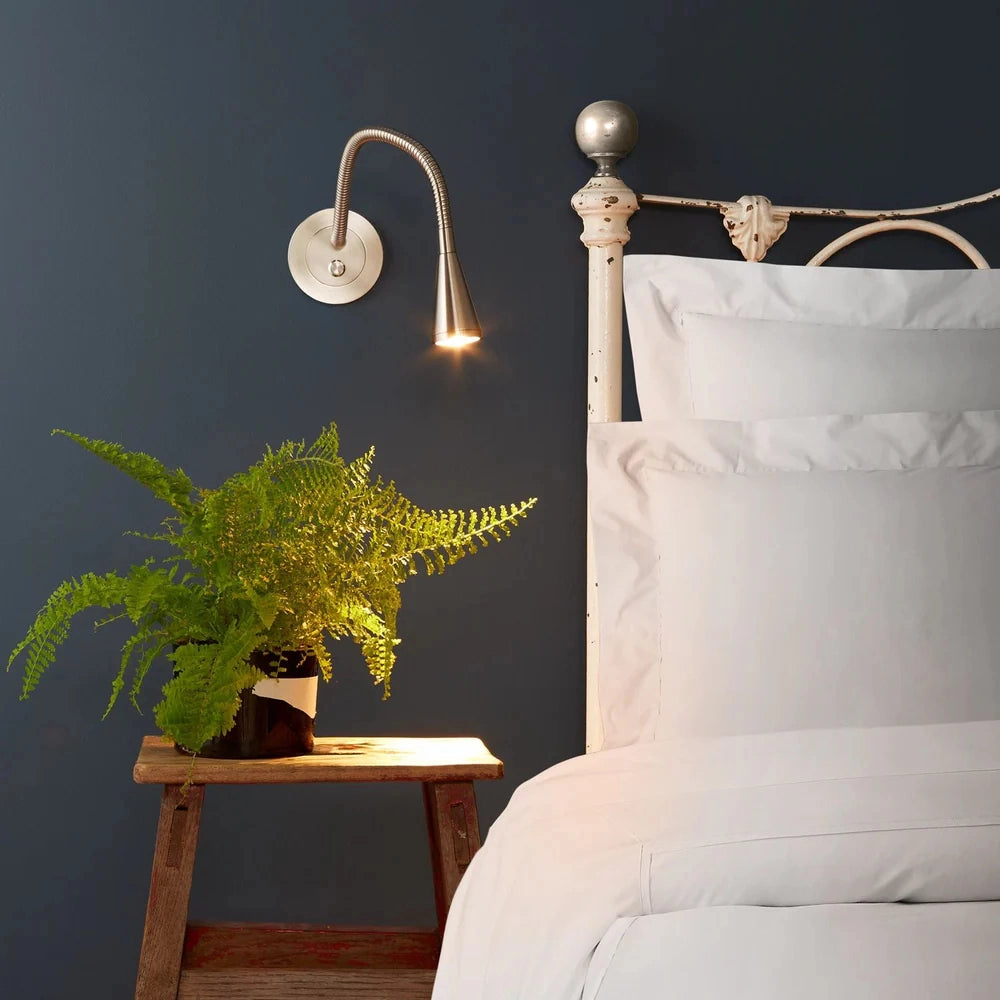 Luxury Wall Mounted Flexible Reading Light for Bed