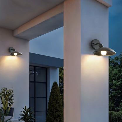 Outdoor Waterproof Wall Light Simple Round Metal Sconce