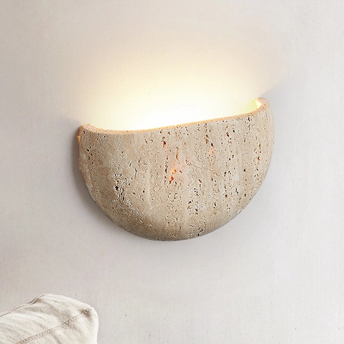 Travertine Wall-Mounted Light Vintage Rounded Sconce
