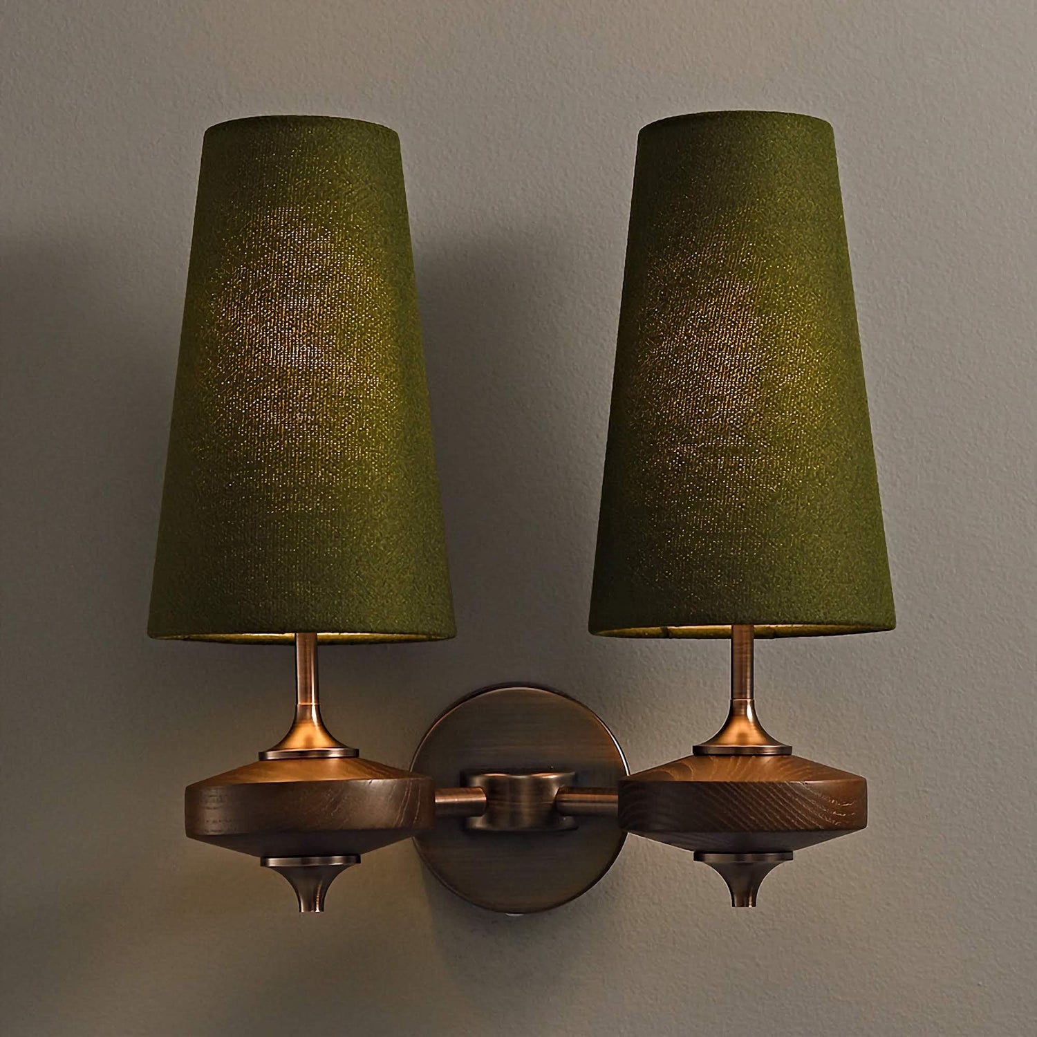 Vintage Fabric Wall Mounted Light Classic Wood Wall Lamp